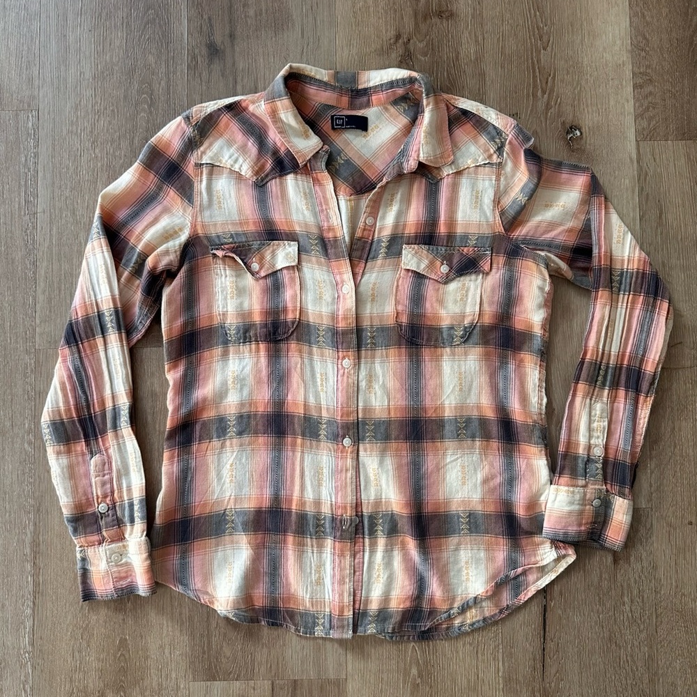 Gap Plaid Button-Up Shirt